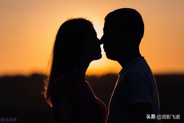 故事：我26歲，女朋友36歲，我們很恩愛，但媽媽卻拆散了我們