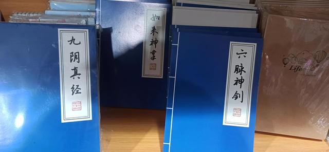 義烏2元店貨源批發(fā)在哪里進(jìn)貨便宜？義烏2元店貨源批發(fā)在哪里進(jìn)貨好？