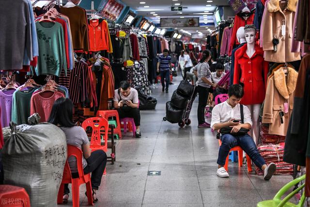 新手開店怎么找貨源，銷售新手怎么找客源
