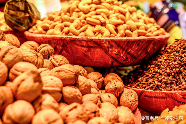 零食店貨源在哪里找，零食店貨源在哪里找??？