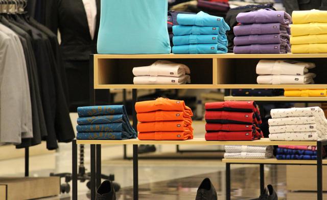 義烏5一10元服裝批發(fā)，義烏5一10元服裝批發(fā)市場在哪？