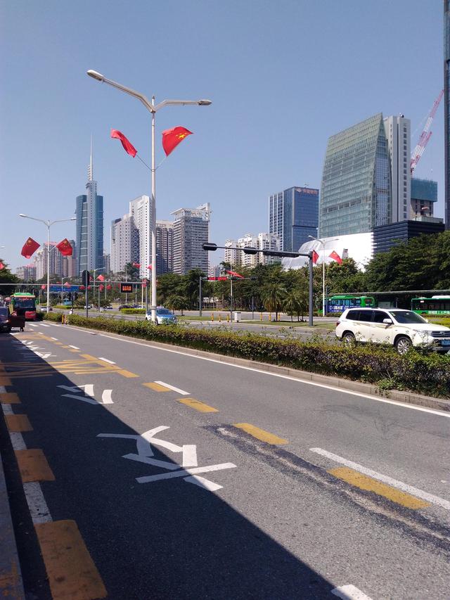 深圳服裝批發(fā)市場有哪些，廣東深圳服裝批發(fā)市場？