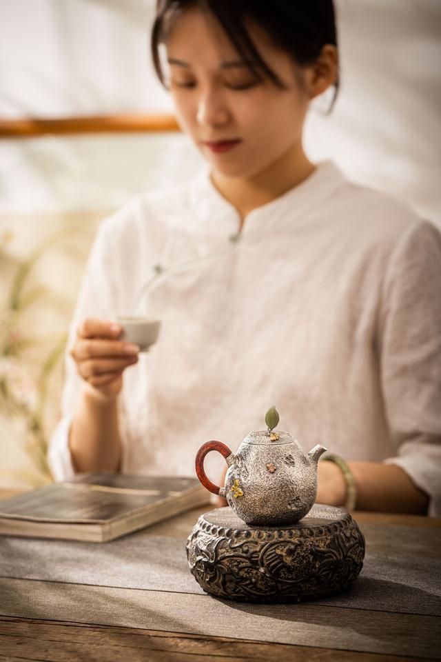 銀壺在哪里批發(fā)的，銀壺批發(fā)城？