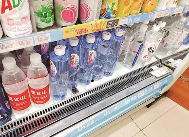 礦泉水批發(fā)價(jià)格表，怡寶礦泉水批發(fā)價(jià)格表？