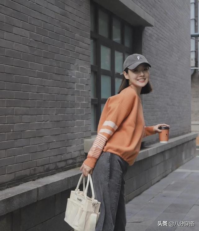 廣州女裝衛(wèi)衣批發(fā)廠家直批，加絨衛(wèi)衣批發(fā)廠家直批？