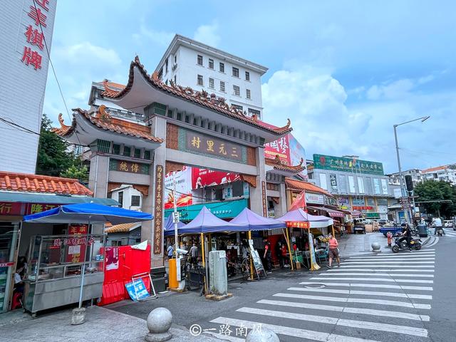 三元里皮具批發(fā)市場(chǎng)，三元里包包批發(fā)市場(chǎng)在哪個(gè)地鐵口？