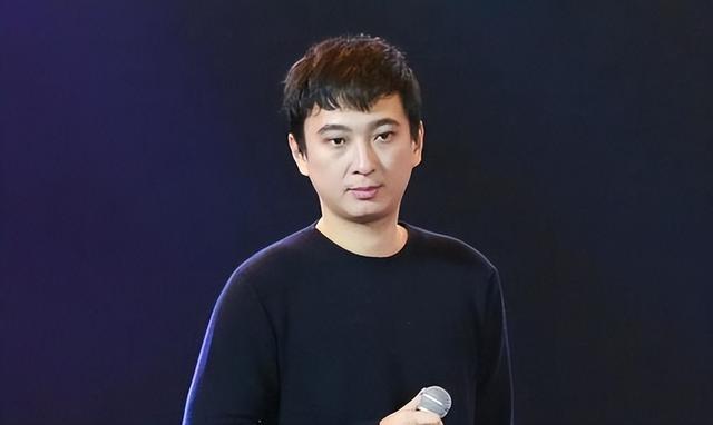 地?cái)偯氯拿赓M(fèi)閱讀，地?cái)偯氯拿赓M(fèi)閱讀慕云漫？