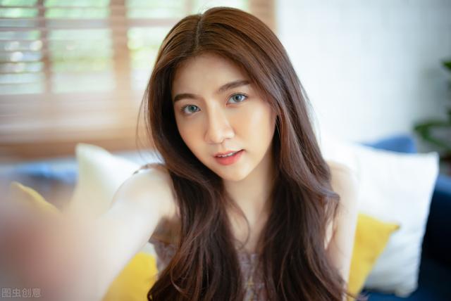 網(wǎng)店韓國女裝代銷貨源哪里找，韓國女裝官網(wǎng)進(jìn)貨？
