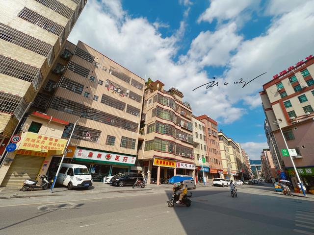 廣州淘寶有數(shù)據(jù)包貨源批發(fā)市場嗎在哪里，廣州淘寶供貨市場？