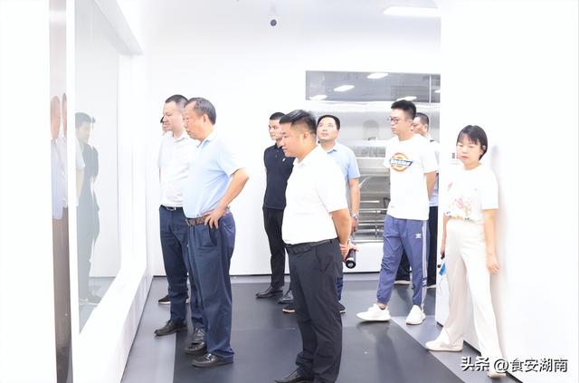 微商一手貨源加盟零食，微商一手貨源加盟零食可靠嗎？