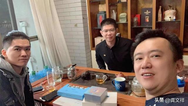 淘寶上賣女裝貨源的是真的嗎，淘寶直播專柜女裝是真的嗎？