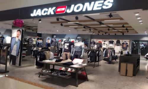 孕嬰店貨源在哪里找，母嬰店加盟好還是自己開好？